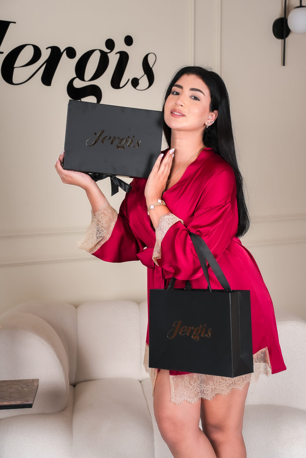 Cynthia (Robe de nuit 2 pièces en satin de soie et dentelle) FERGIS-28 Cynthia (Robe de nuit 2 pièces en satin de soie et dentelle) FERGIS-28