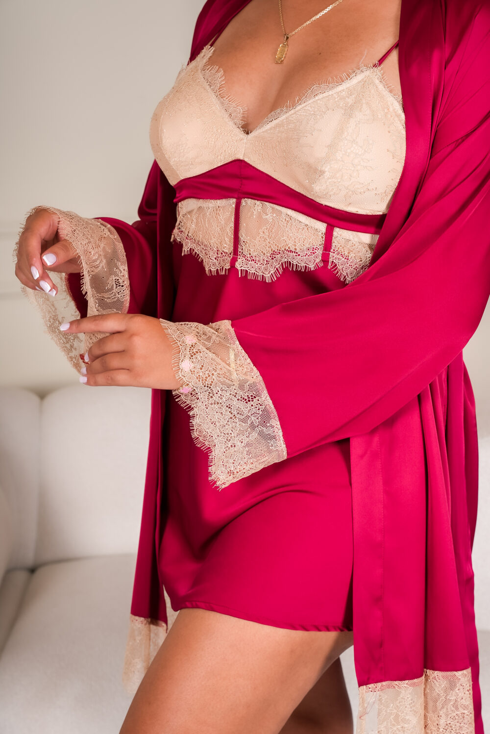 Cynthia (Robe de nuit 2 pièces en satin de soie et dentelle) FERGIS-31 Cynthia (Robe de nuit 2 pièces en satin de soie et dentelle) FERGIS-31